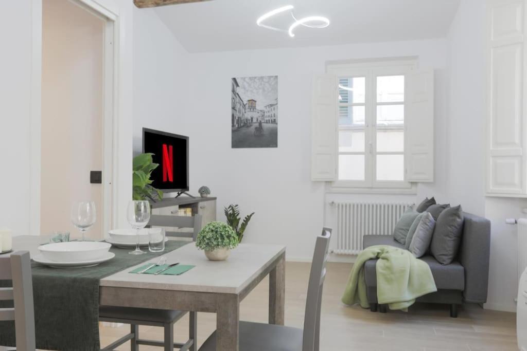 *New Attic*-Lucca Citycenter-Balcony-Netflix Kültér fotó